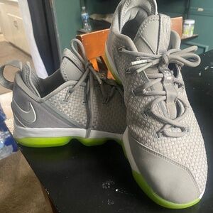 Lebron James 23 Nike Shoes